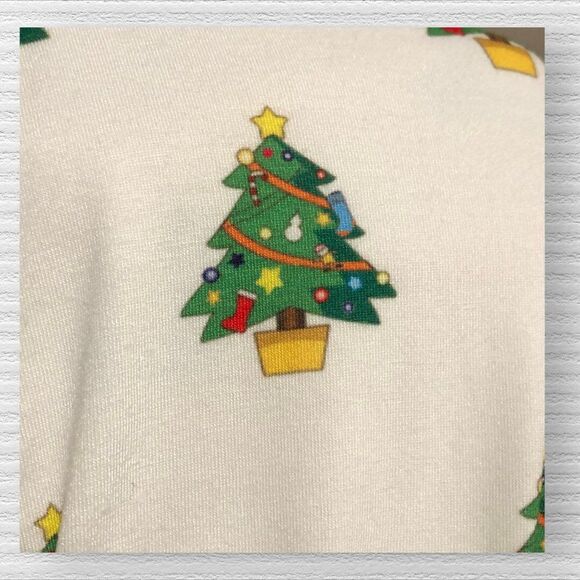 Smock it Like It’s Hot Mama Christmas Tree Pajamas Size XL - Picture 4 of 7